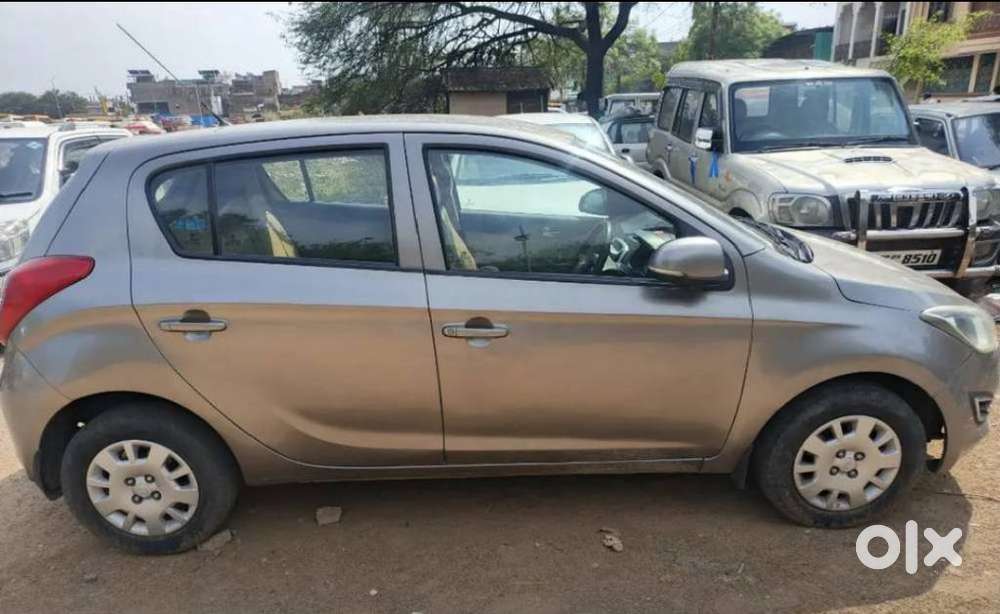 Hyundai I20 Sportz 1.4 Crdi 6 Speed Bs-iv, 2013, Diesel