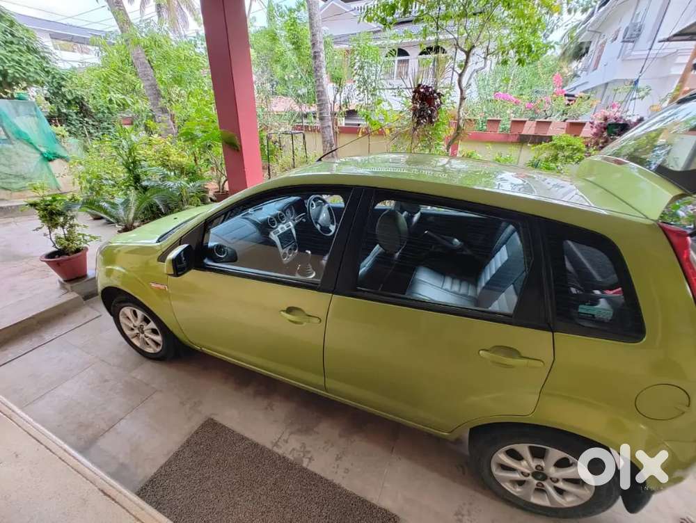 Ford Figo 2012 Petrol Manual