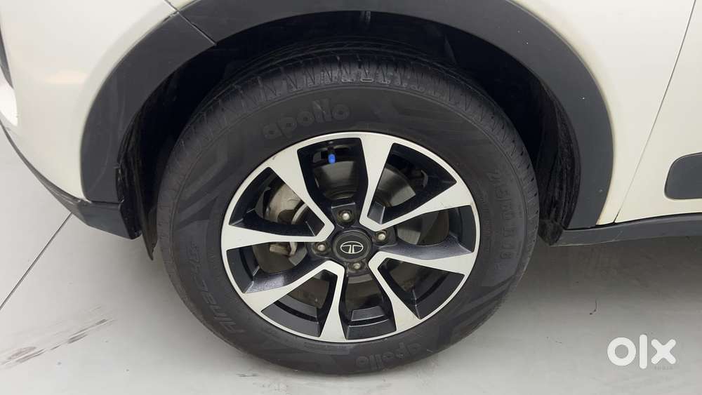 Tata Nexon 1.5 Revotorq Xza Plus S Amt, 2021, Petrol