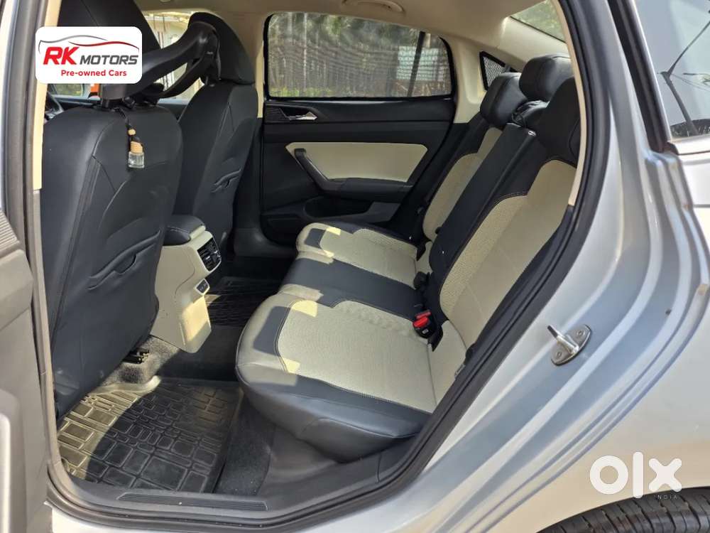 Skoda Slavia Style 1.0l Tsi At, 2023, Petrol