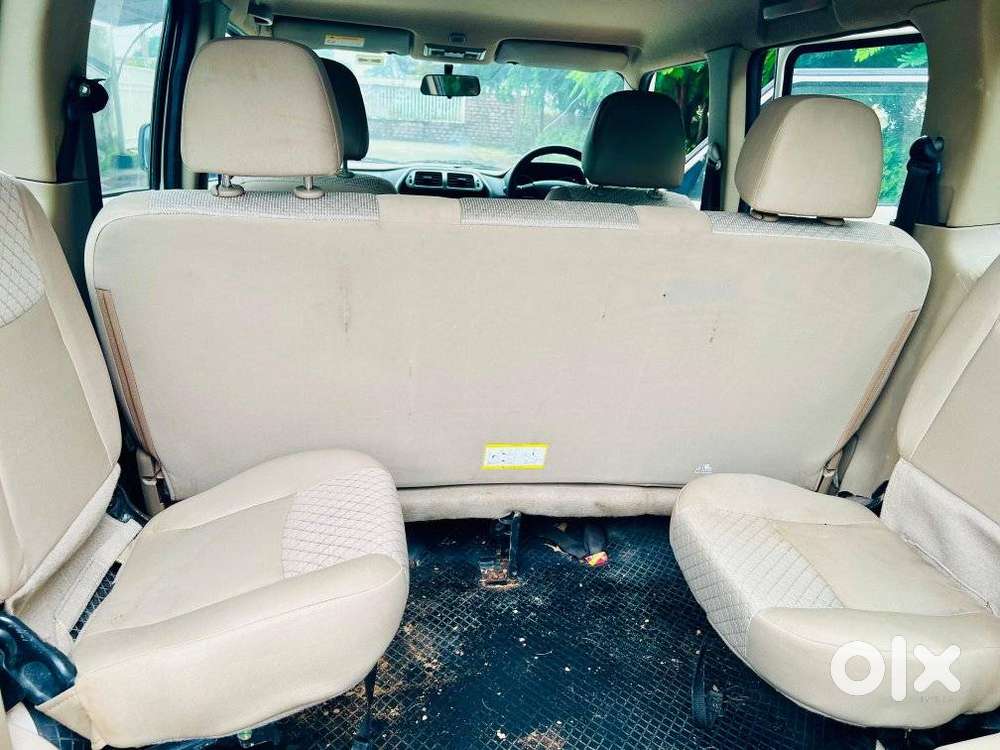 Mahindra Tuv 300 T10 Dual Tone, 2020, Diesel