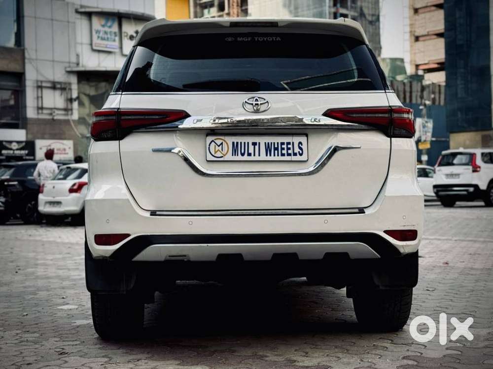Toyota Fortuner 4x2 At 2.7 Petrol, 2022, Petrol