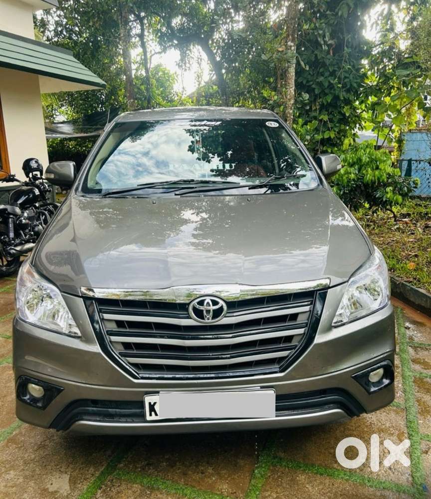 Toyota Innova Diesel 2012 Car
