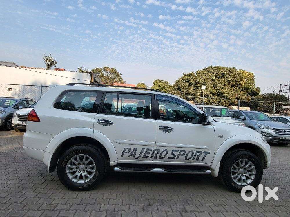 Mitsubishi Pajero Sport 2.5 Manual, 2014, Diesel