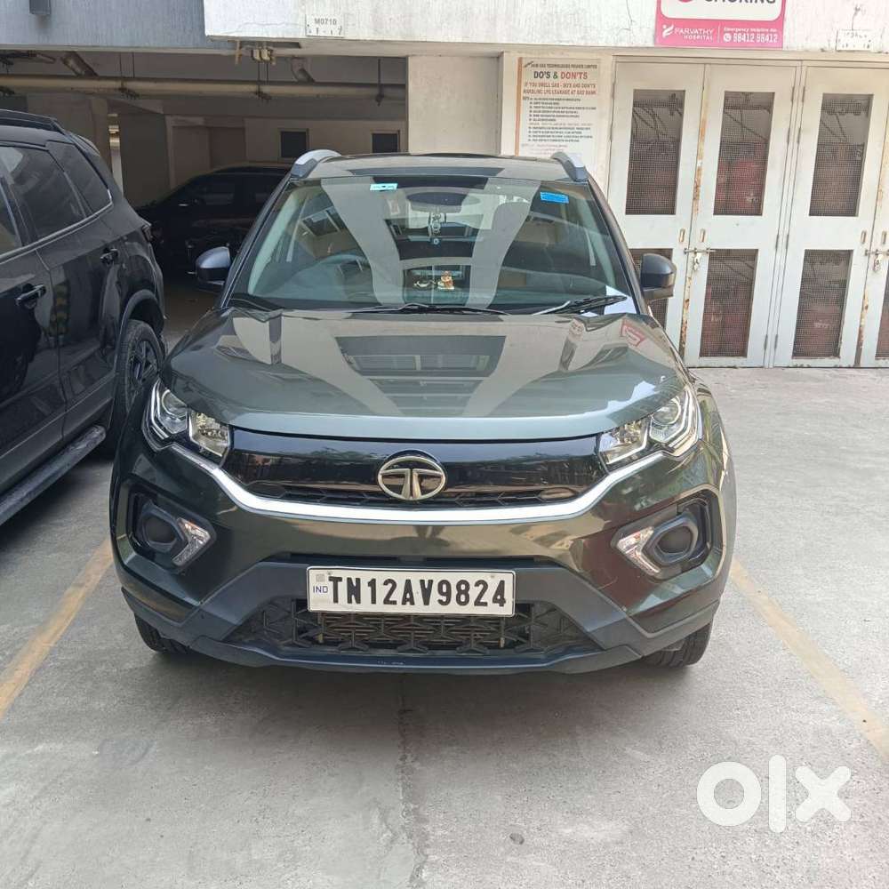 Showroom Conditiontata Nexonxms(petrol/manual)sunroof  Only 12k Kms