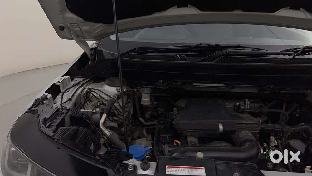 Maruti Suzuki Brezza Zxi Plus At, 2022, Petrol