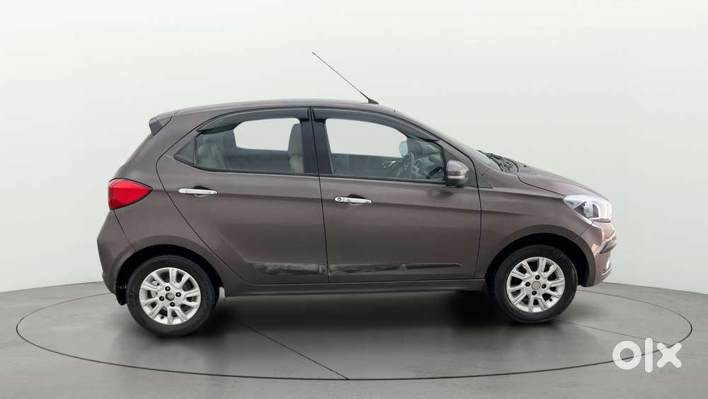 Tata Tiago 1.2 Revotron Xz, 2018, Petrol