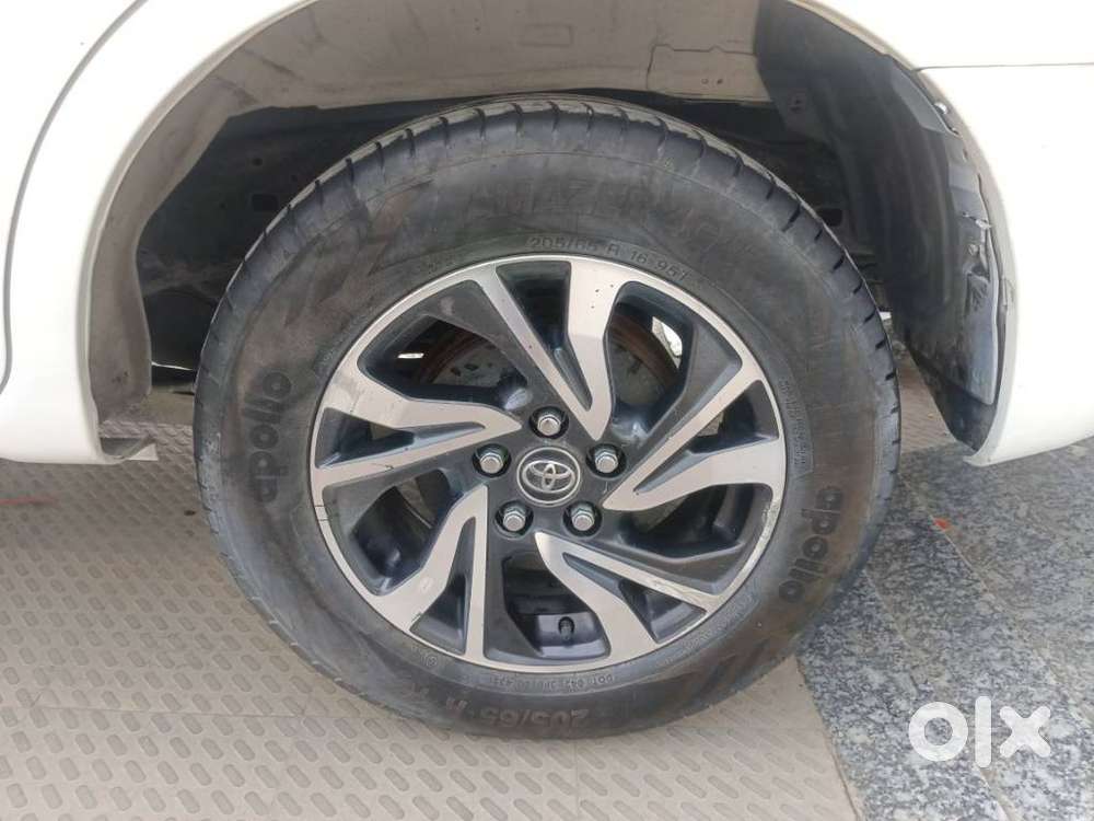 Toyota Innova Crysta 2.4 G Mt 7 Str, 2021, Diesel