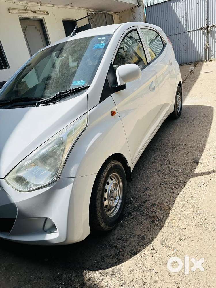Hyundai Petrol Manual 2015