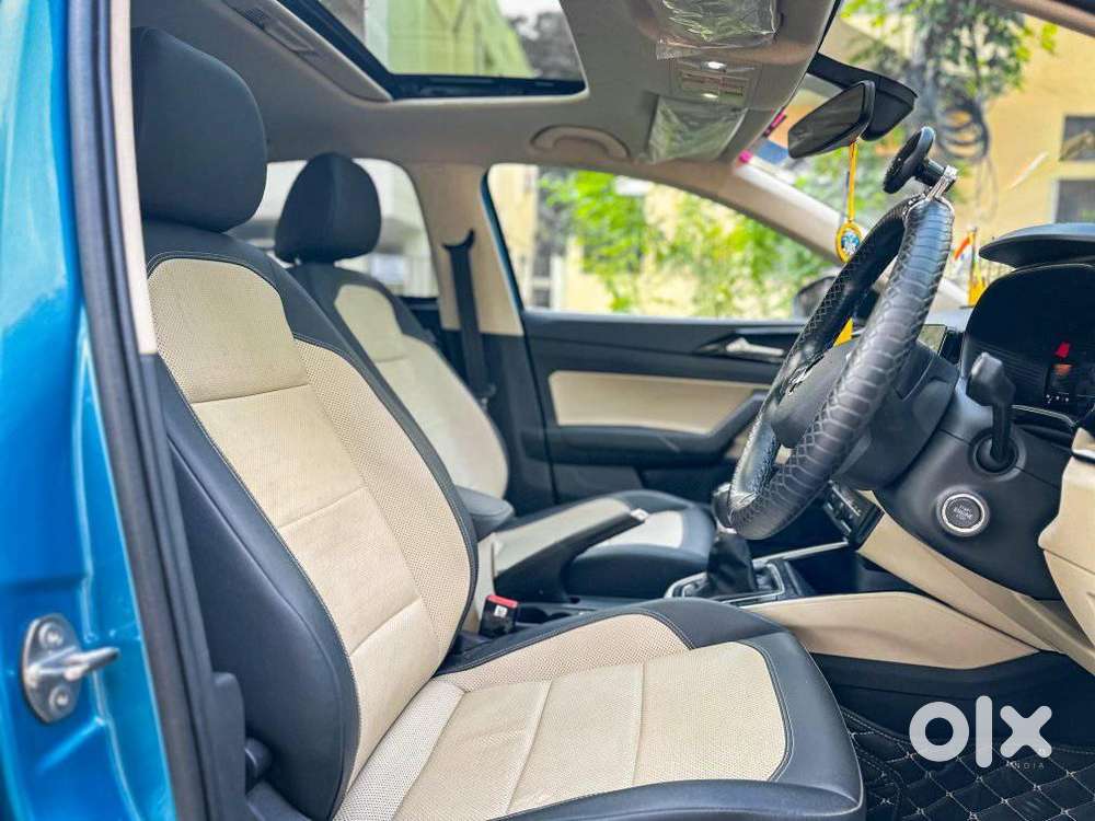 Skoda Slavia Style 1.0l Tsi Mt, 2023, Petrol