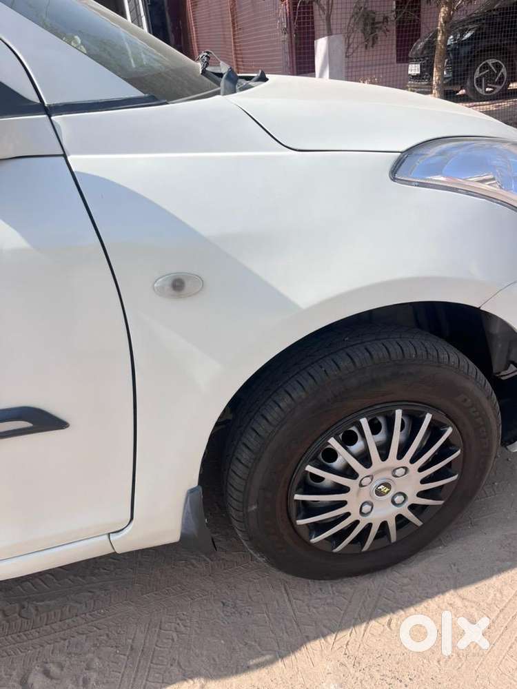 Maruti Suzuki Swift 2017 Petrol 42500 Km Driven