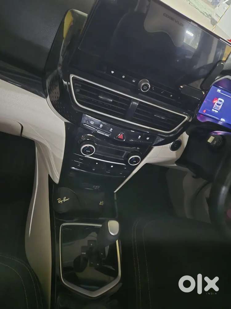 Xuv 3xo Ax5 Diesel Automatic
