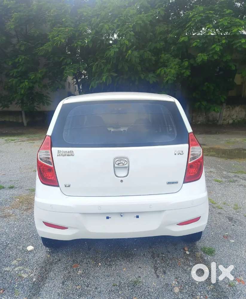 Hyundai I10 2012 First Owner Mint Condition With Back Camera