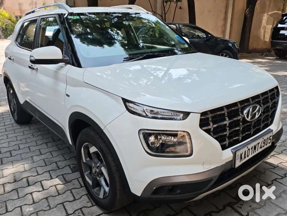 Hyundai Venue 1.0 Sx (o) Turbo Dct, 2019, Petrol