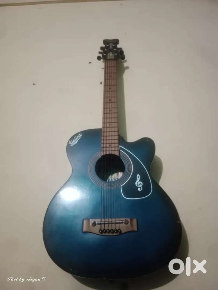 GUITAR  BEST CONDITION ❤️ DARK BLUE