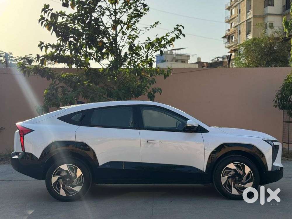 Mahindra Xev 9e Three B79 Kwh, 2025, Electric