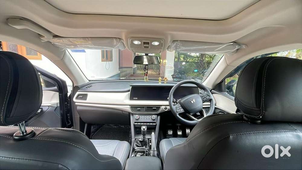 Mahindra Xuv700 2024 Petrol Good Condition