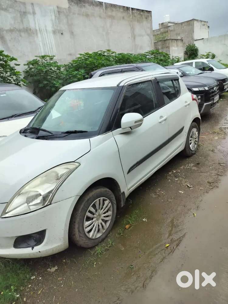 Maruti Suzuki Swift 2012 Diesel 112000 Km Driven