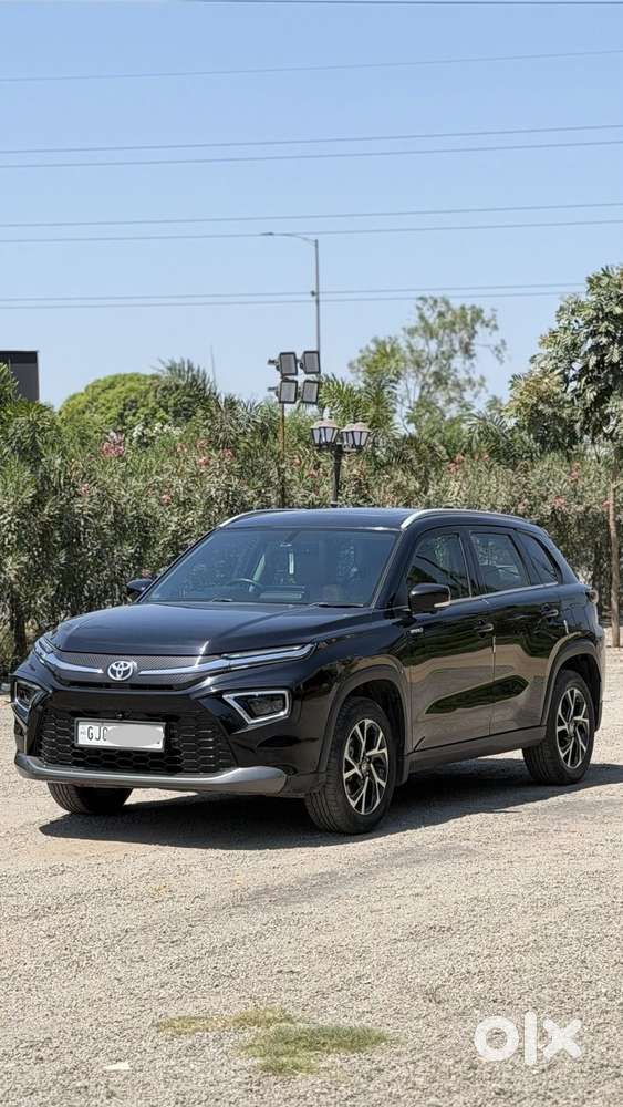 Toyota Urban Cruiser Hyryder 1.5 V Hybrid, 2022, Petrol