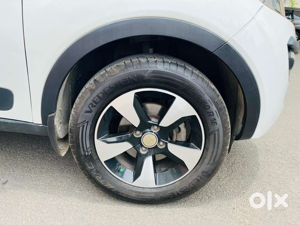 Tata Nexon 1.2 Revotron Xz Plus, 2019, Petrol