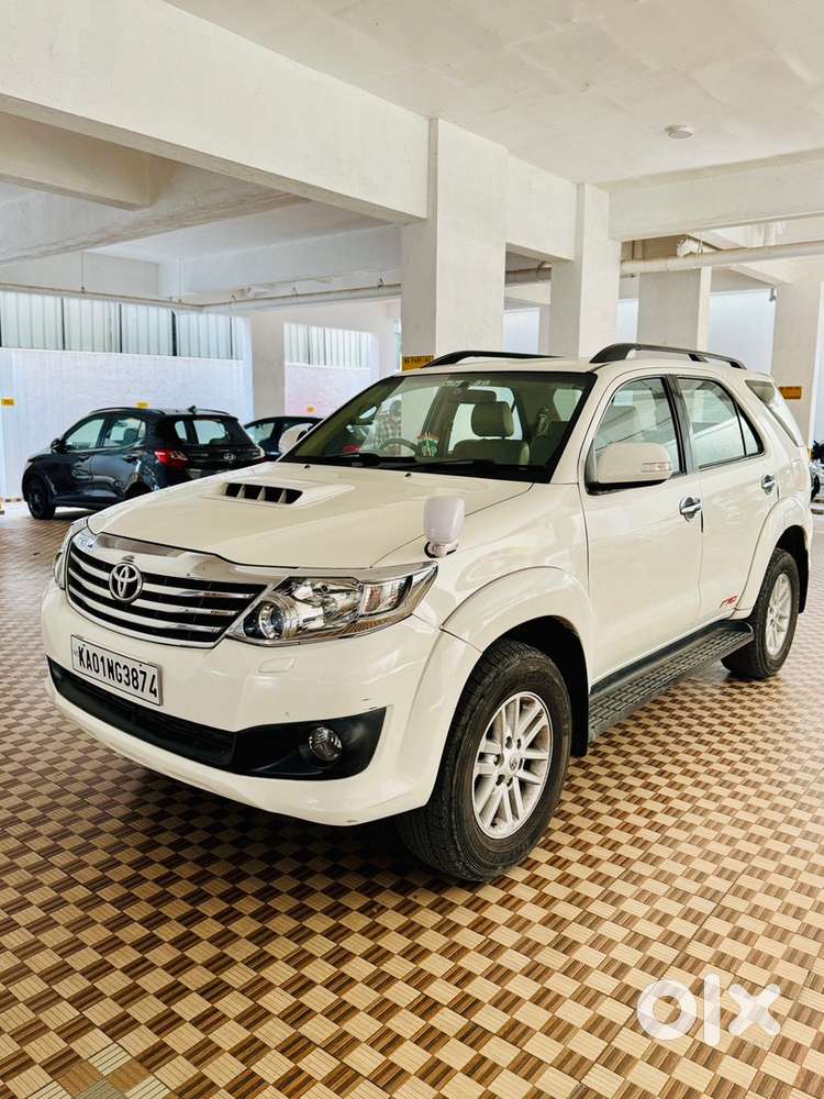 Toyota Fortuner Diesel Manual 2012