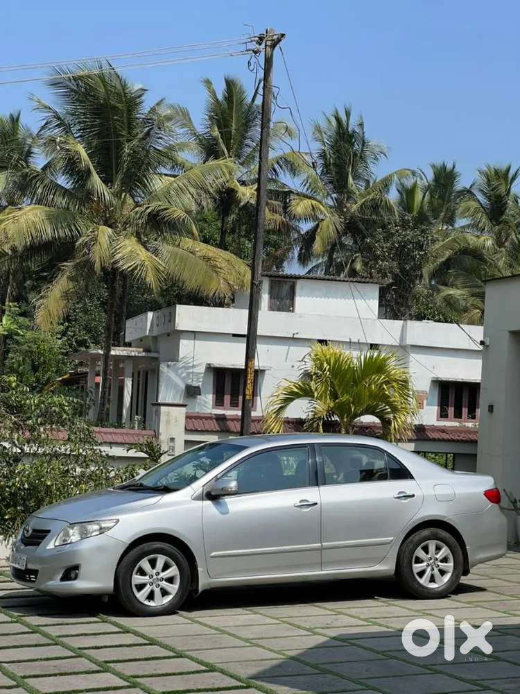 Toyota Corolla Altis 2010 Model