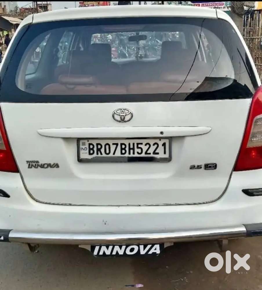 Toyota Innova 2010 Diesel Well Maintained