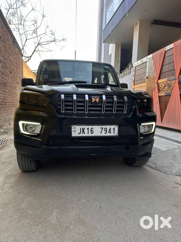 Mahindra Scorpio Classic 2015