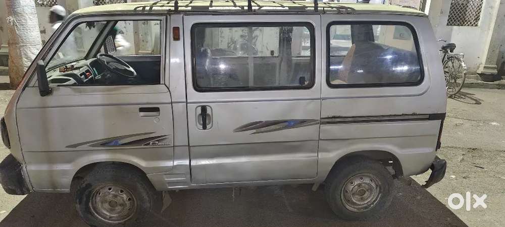 Maruti Suzuki Omni 2010