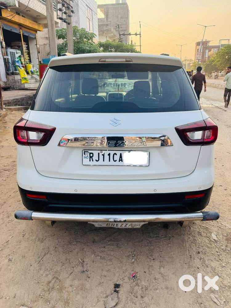 Maruti Suzuki Brezza Lxi 2020