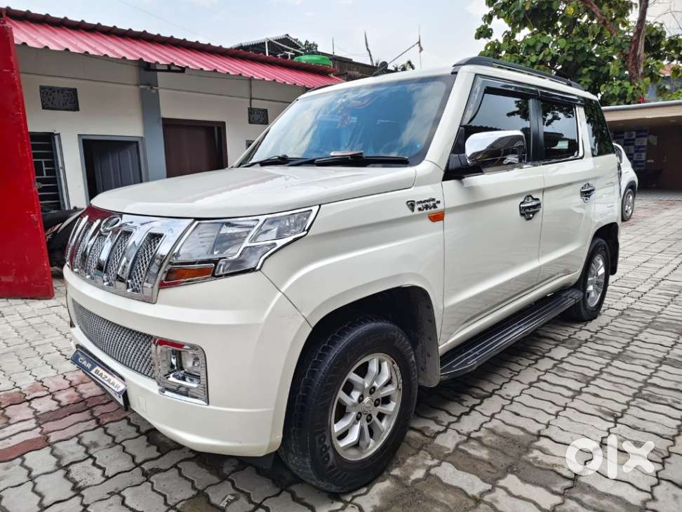 Mahindra Tuv 300 T8, 2016