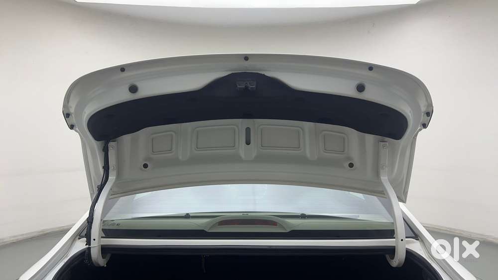 Hyundai Verna 1.5 Sx Diesel At, 2022, Diesel