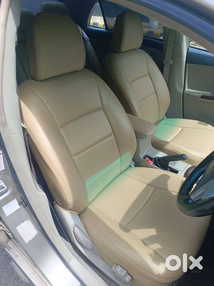 Toyota Corolla Altis G Hv At, 2014, Petrol