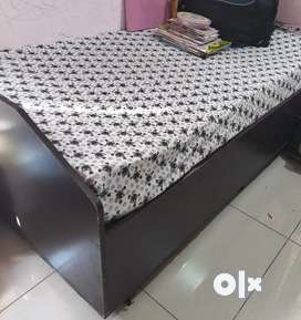 Olx second deals hand bed