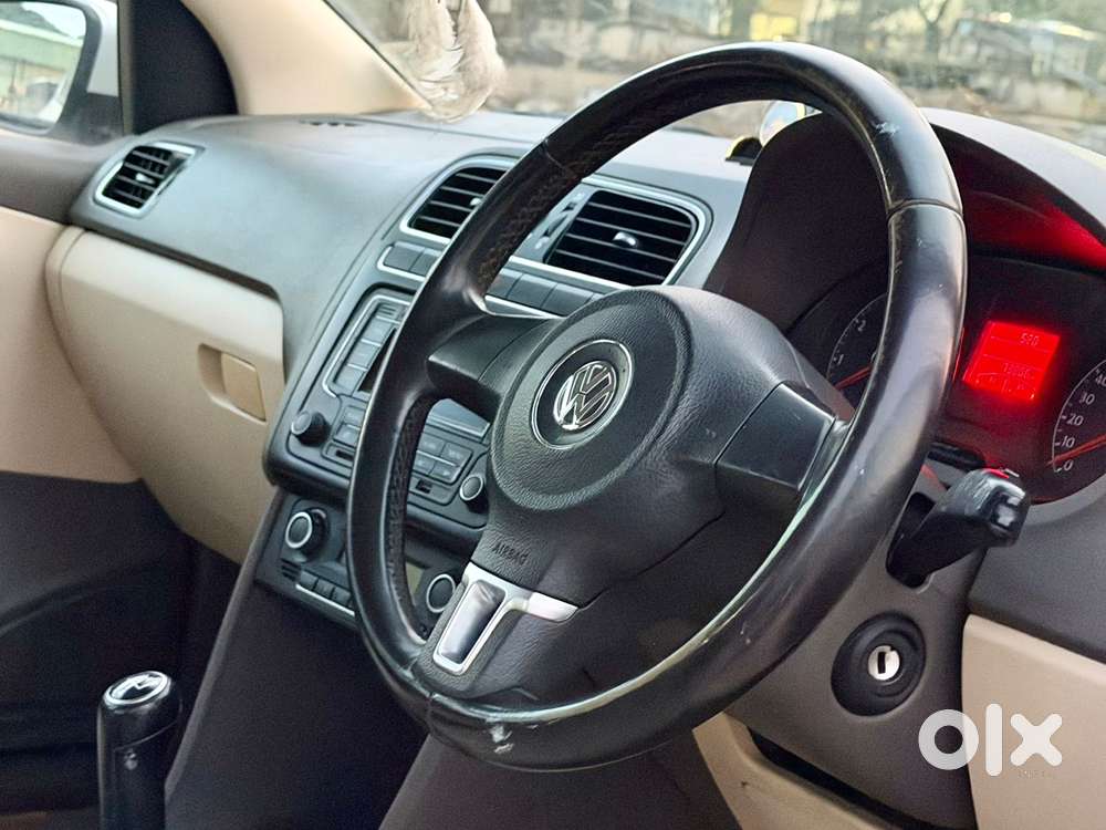 Volkswagen Vento Petrol Highline, 2011, Petrol