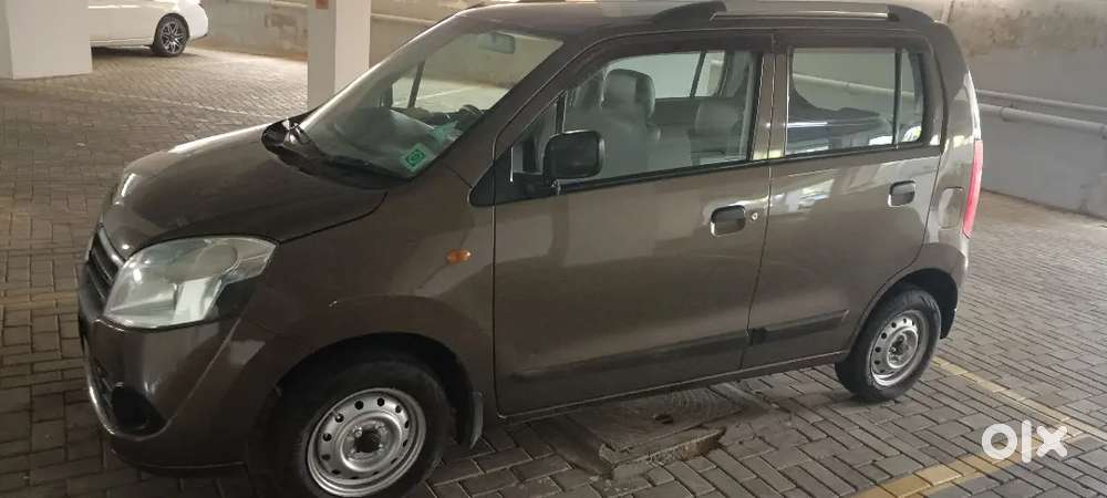Wagon R Chocolate Colour