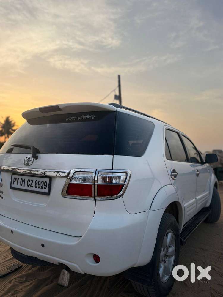 2011 Mfg Toyota Fortuner 4x4 Mt, 2nd Owner Py Registered Vehicle