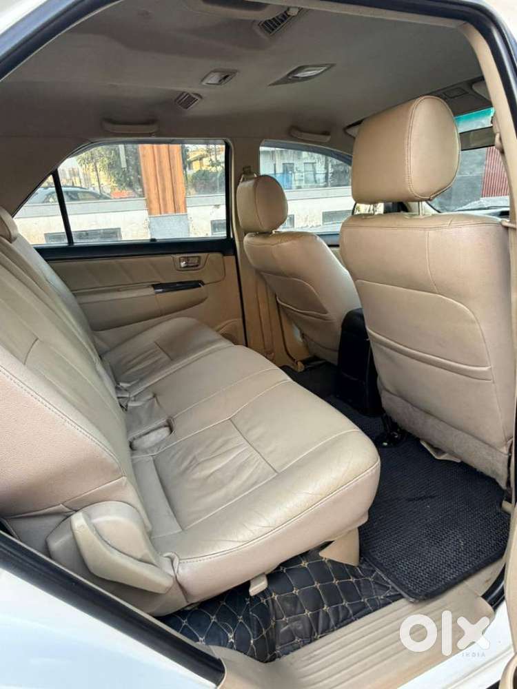 Toyota Fortuner 3.0 4x2 Automatic, 2016, Diesel