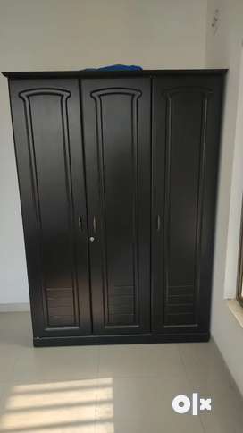 Cupboard Wardrobe Used Furniture for sale in Andheri West OLX