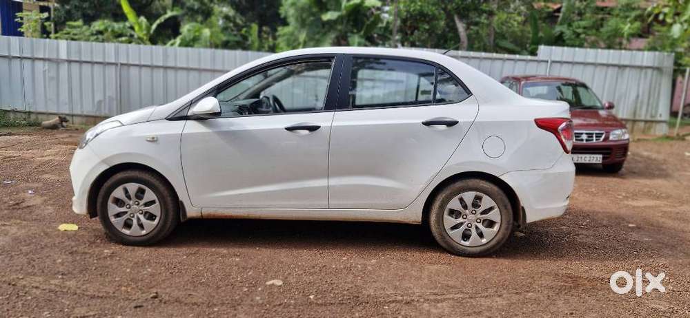 Hyundai Xcent Base 1.2, 2014, Petrol