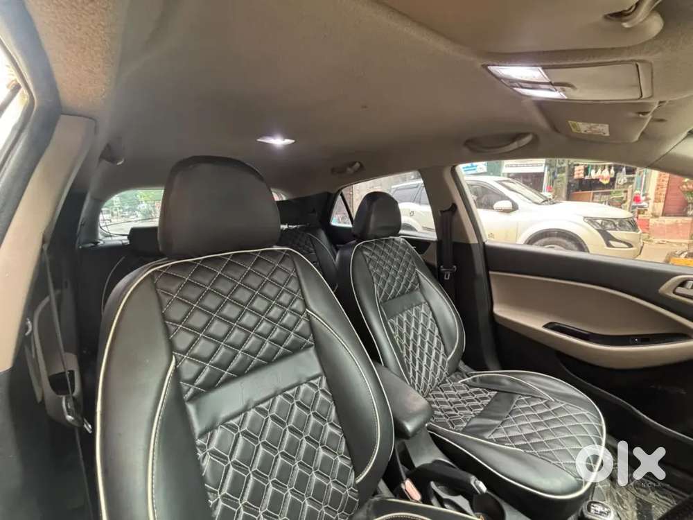 Hyundai I20 Sportz 2015 Car Top Model Push Button Start