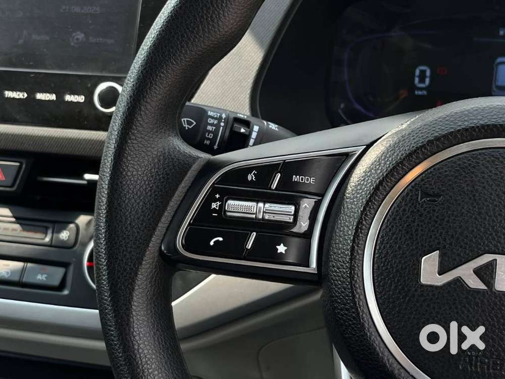 Kia Carens 1.5 Prestige 7 Str, 2023, Petrol