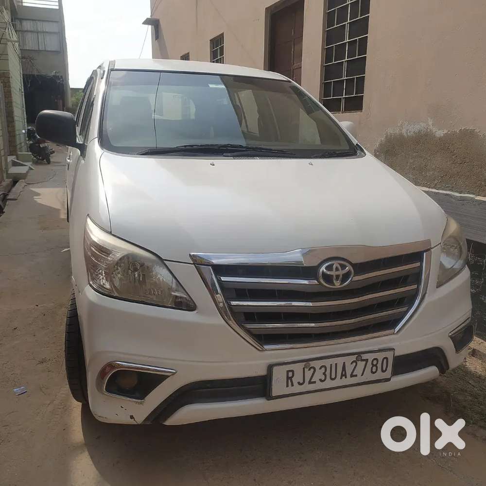 Toyota Innova 2009 Petrol Manual 7 Str