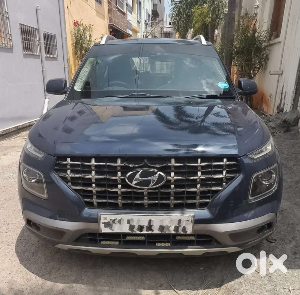 Hyundai Venue Petrol 2022