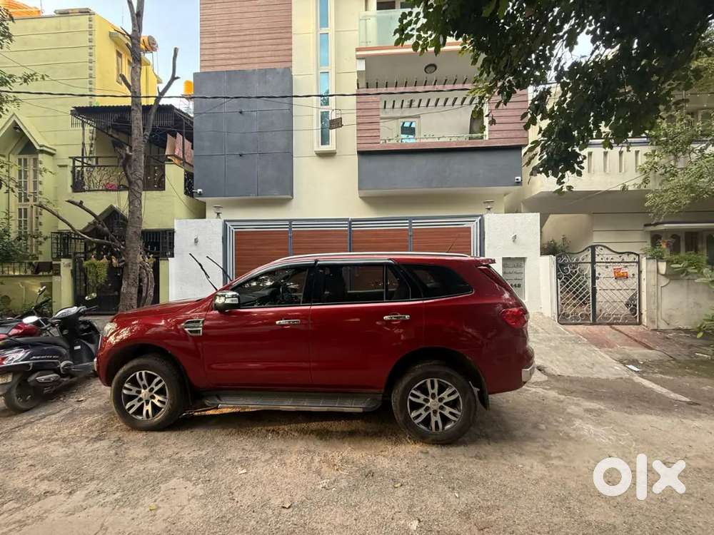 Ford Endeavour 3.2 Titanium 2017