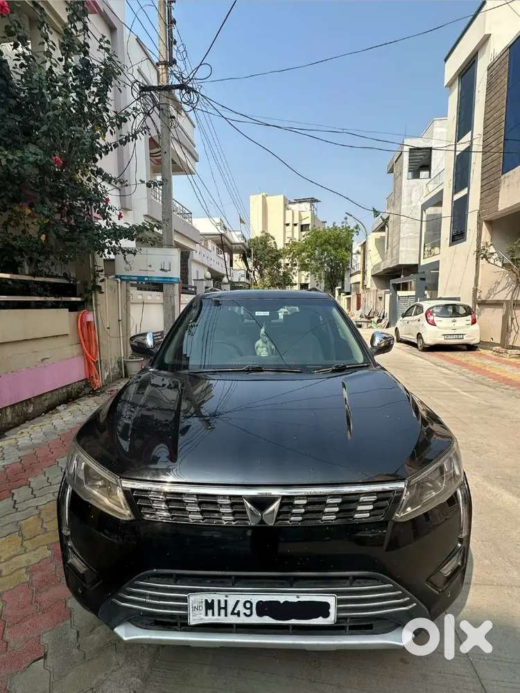 Mahindra 300 Top Model