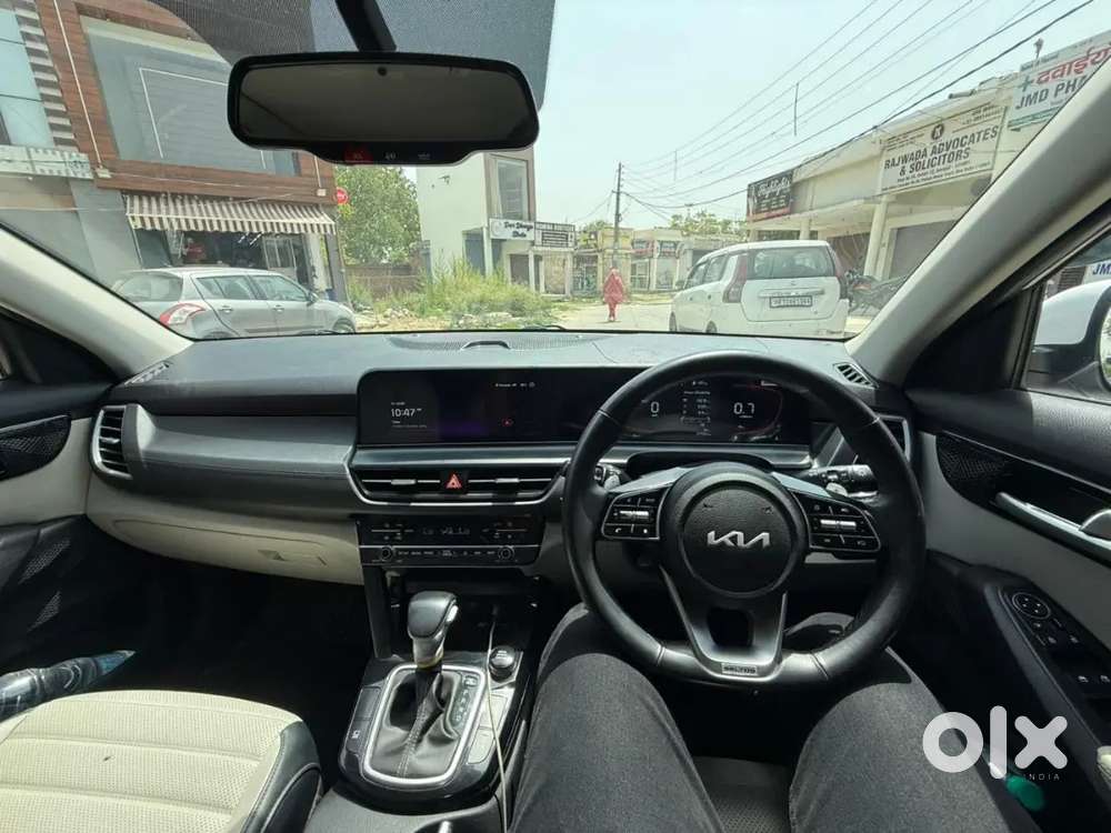 Kia Seltos 2023 Petrol 14000 Km Driven