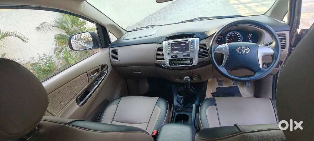 Toyota Innova 2.5 V 7 Str, 2015, Diesel