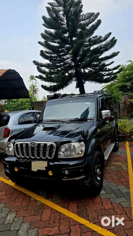 Mahindra Scorpio 2006