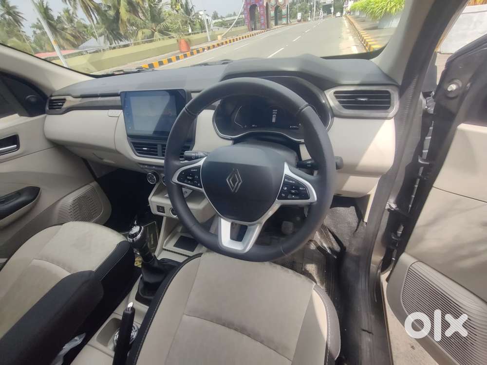 Renault Triber Others, 2025, Petrol